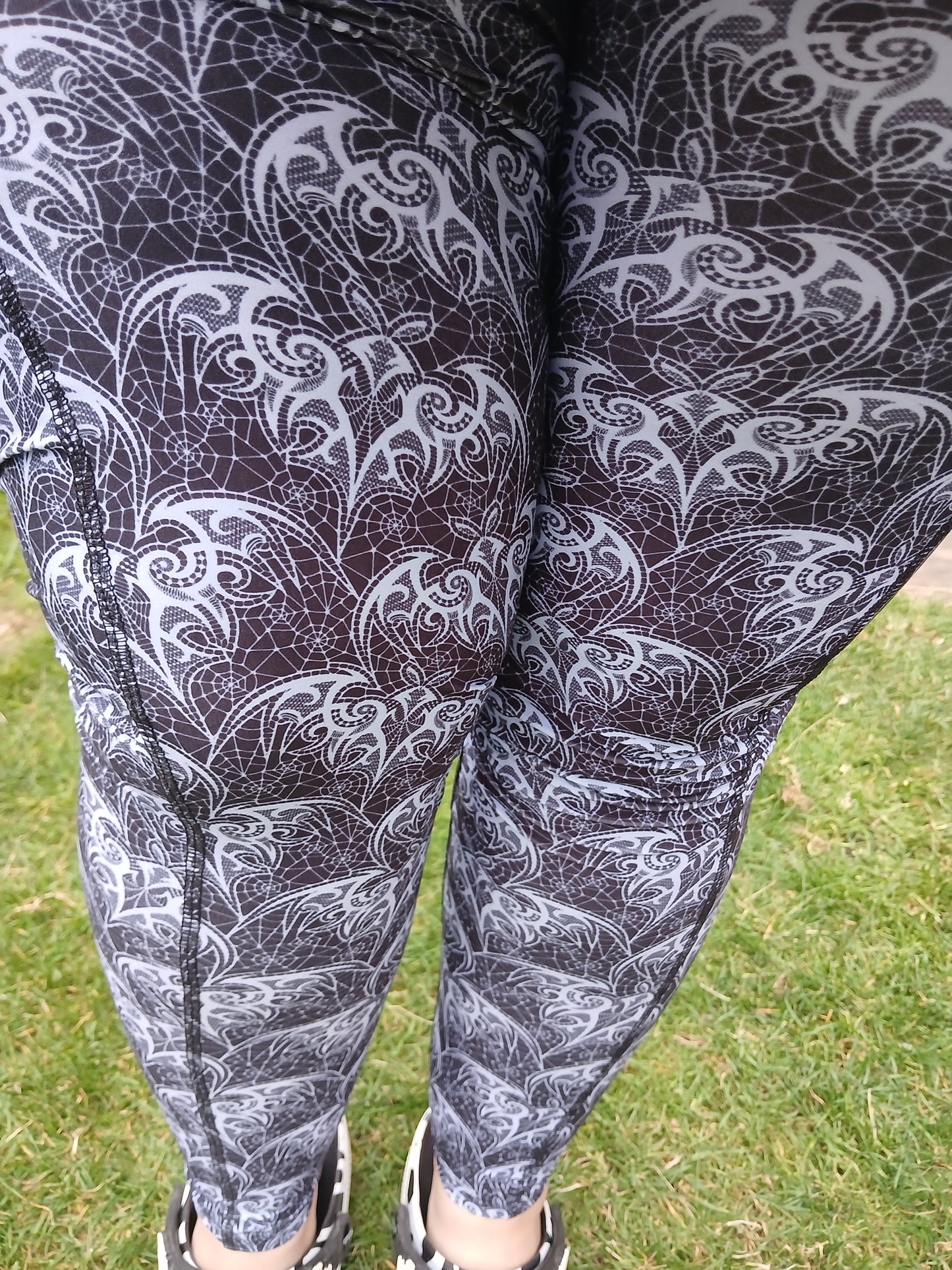 Lace Bats (lilac in colour) -Pockets