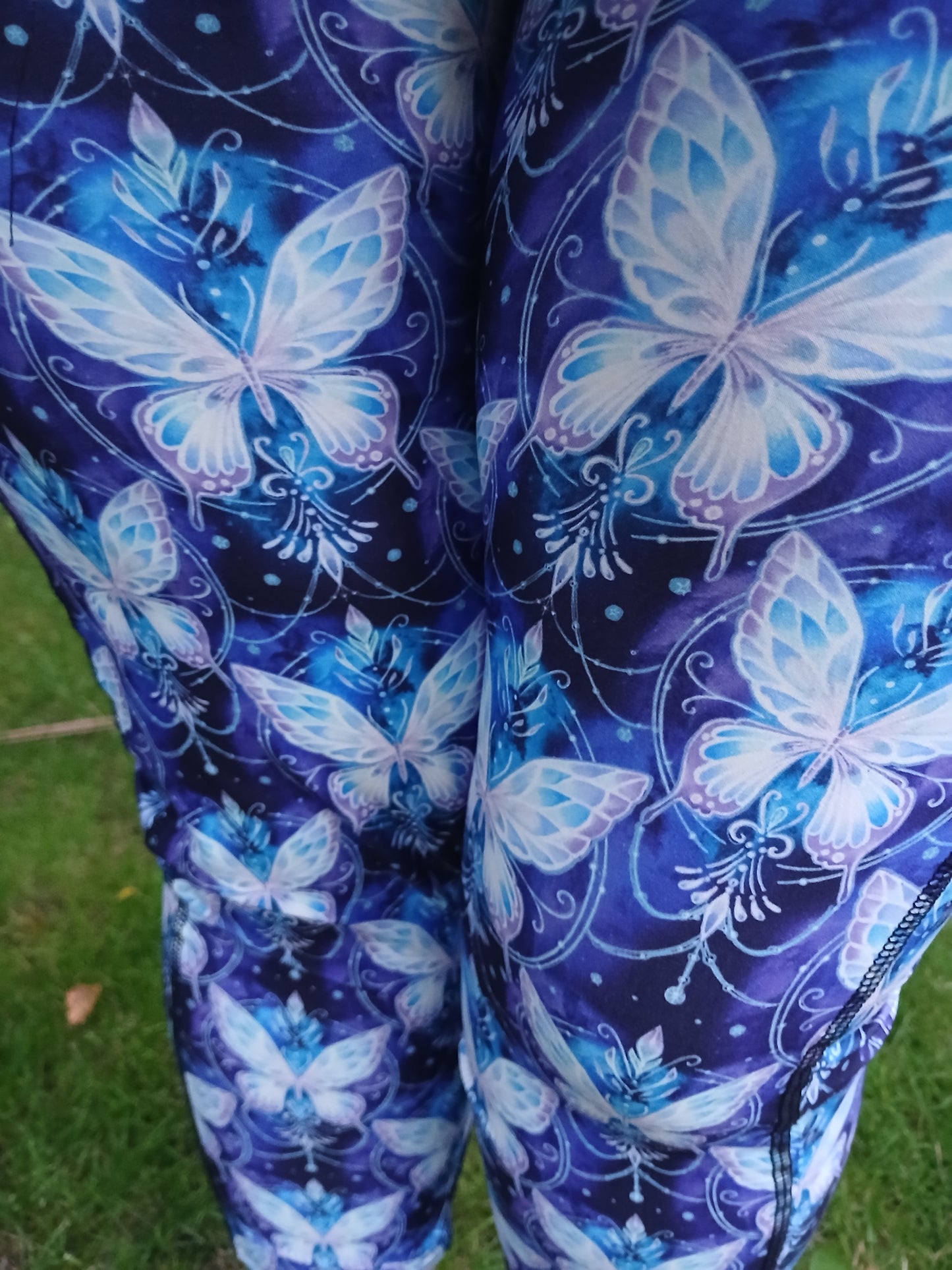 Glass Butterfly leggings Pockets