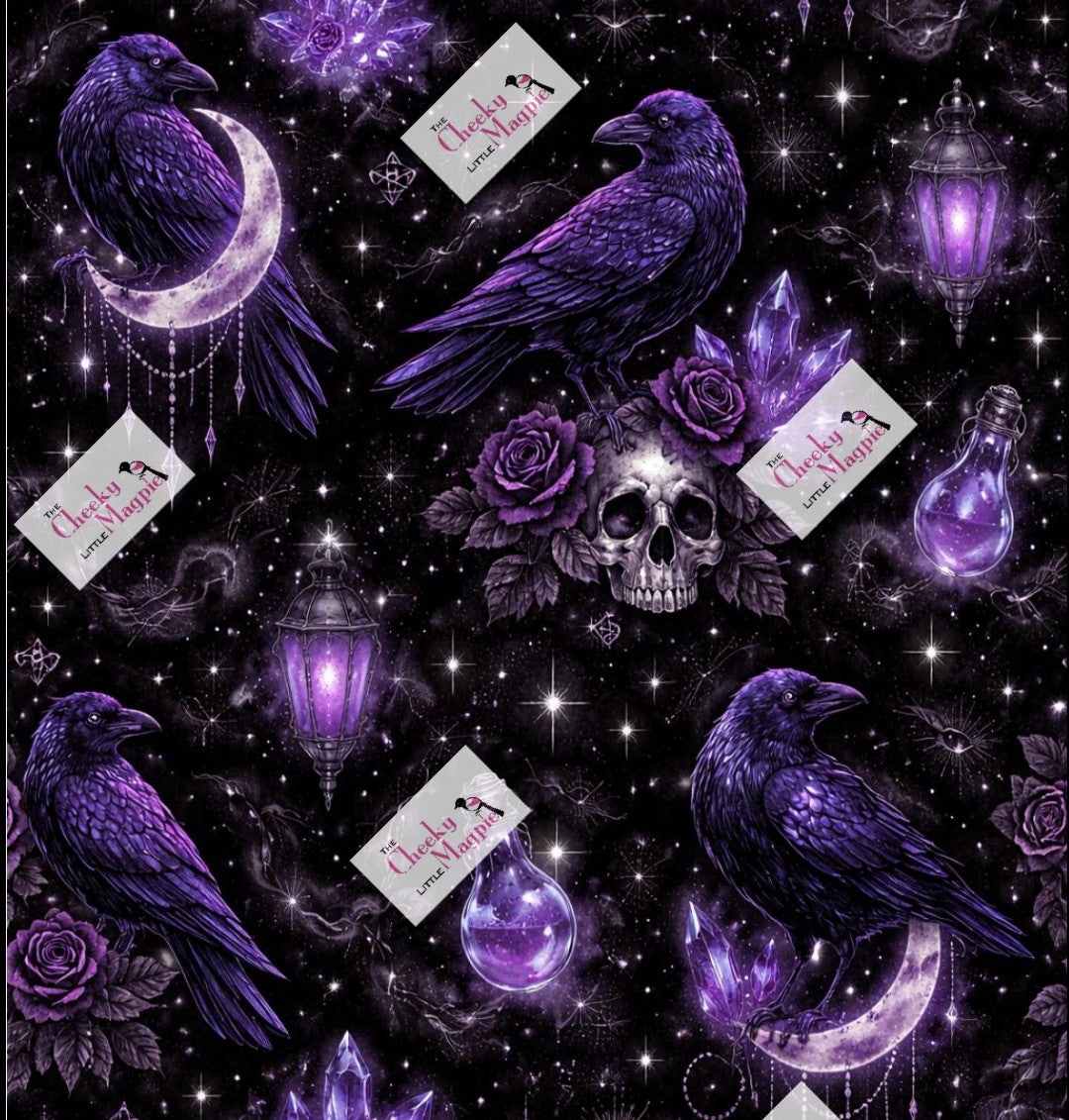 Witchy raven Capri Pockets