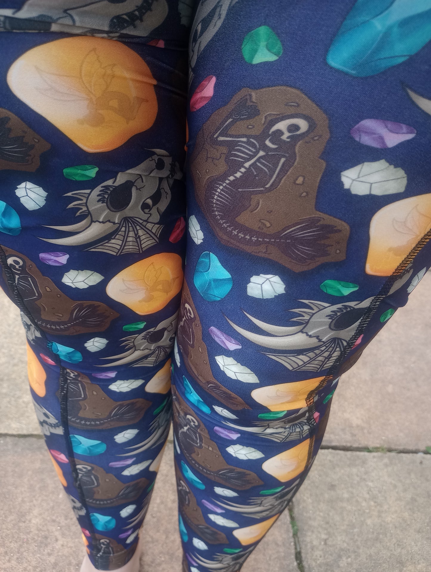 Unusual Fossils yoga leggings POCKETS