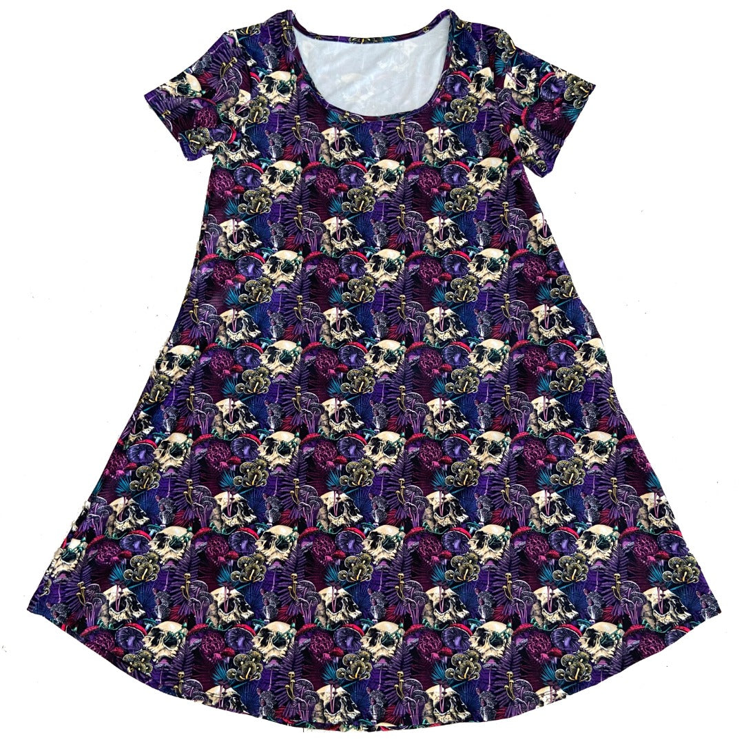 Scattered skulls dress – The Cheeky Little Magpie