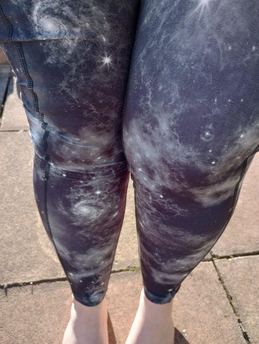 Monochrome Universe POCKETS